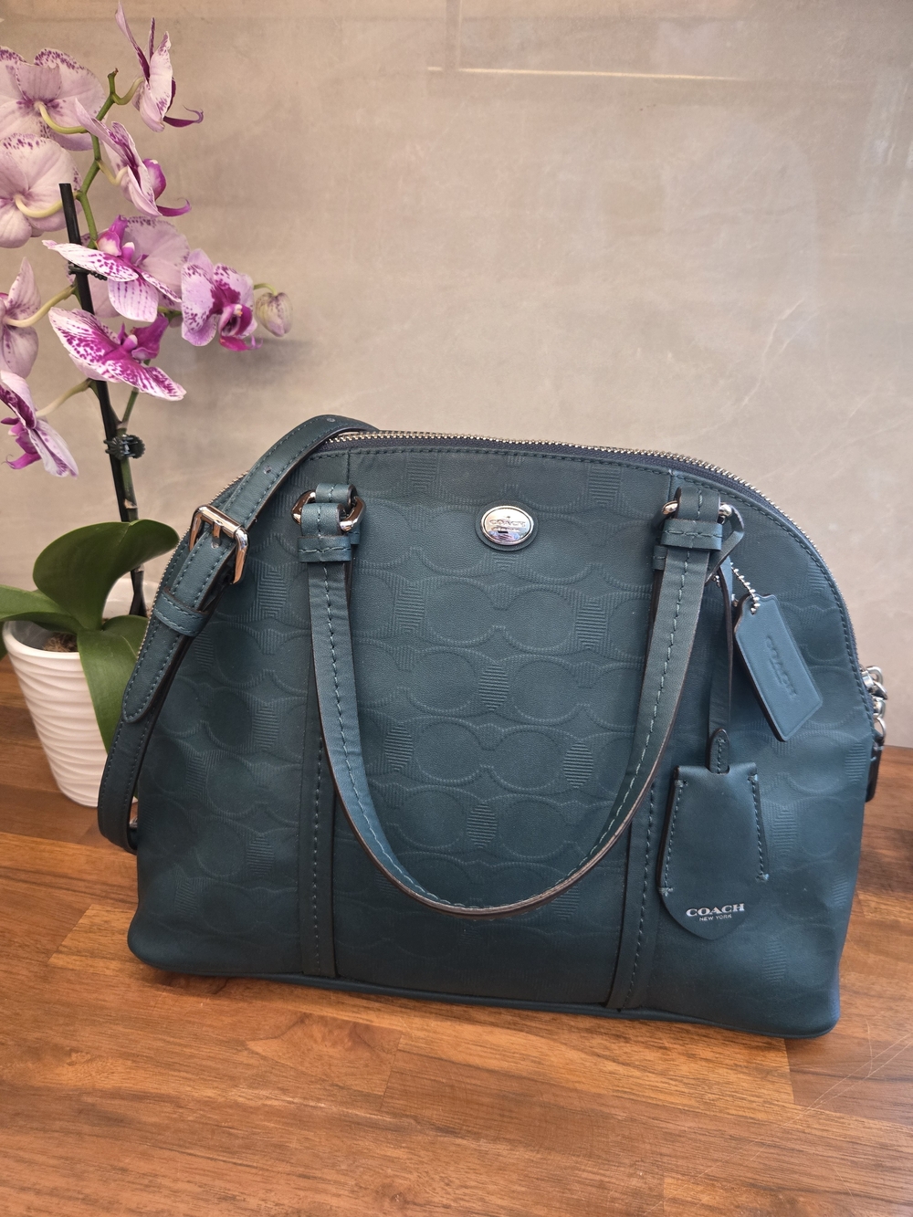 VERY RARE Coach Peyton Signature Embossed Cora Domed Satchel Like New  31407